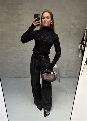 Pleated fil coupe turtleneck Sort A1040479 Ganni 